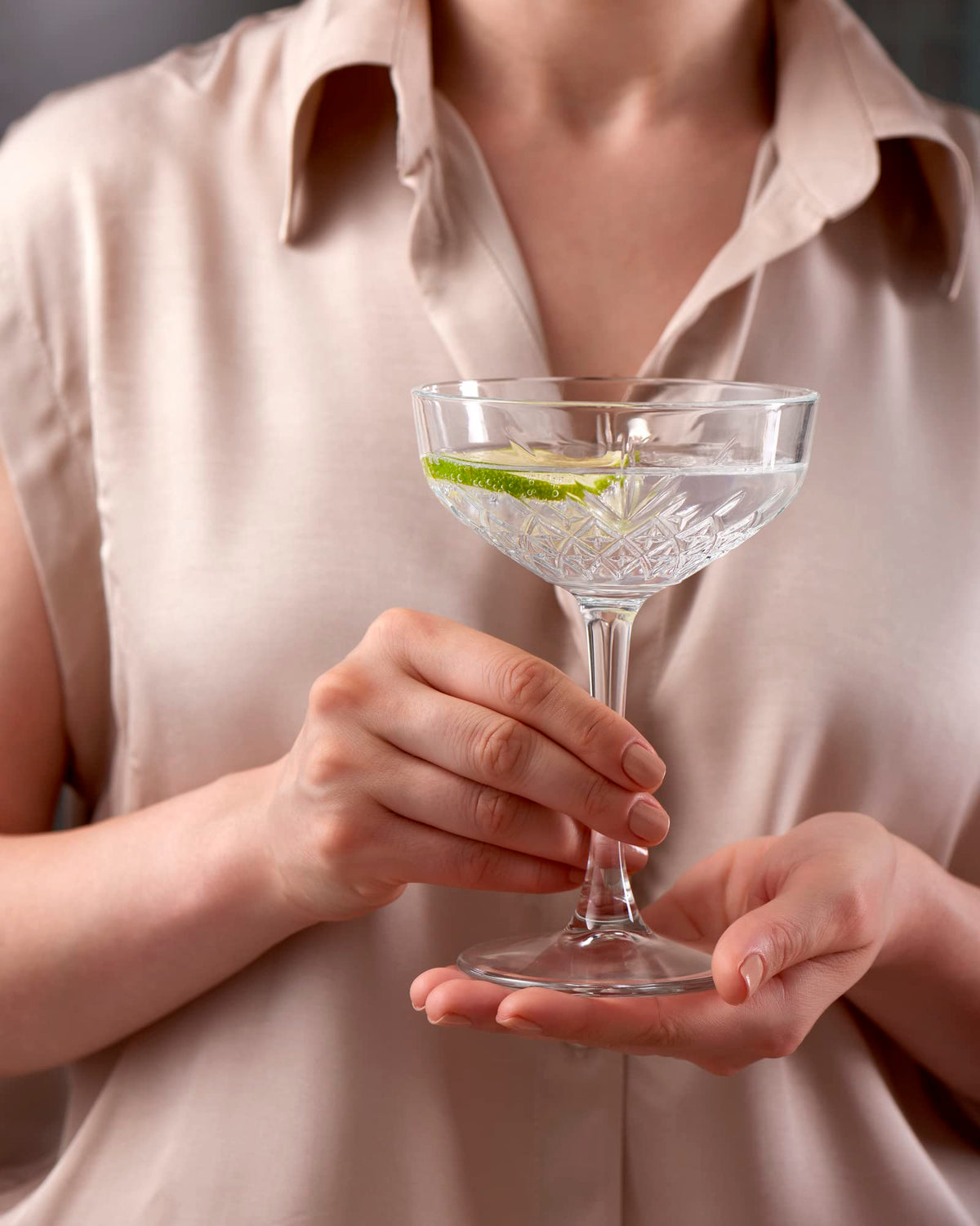 Set Of 4 Coupe Cocktail Glasses 8.6 oz G645