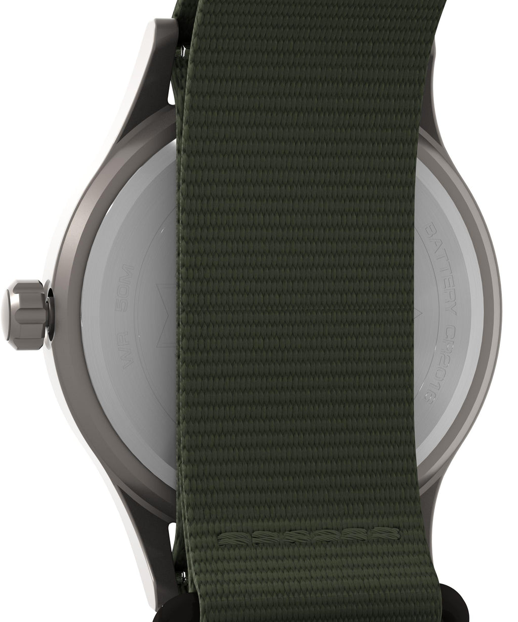 40mm Analog Watch with Luminous Hands and 50M Water Resistance H5848